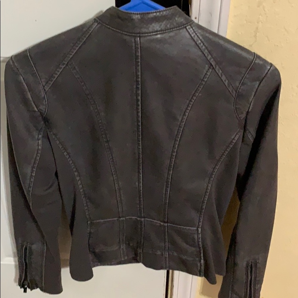 Grey jacket - Picture 2 of 2